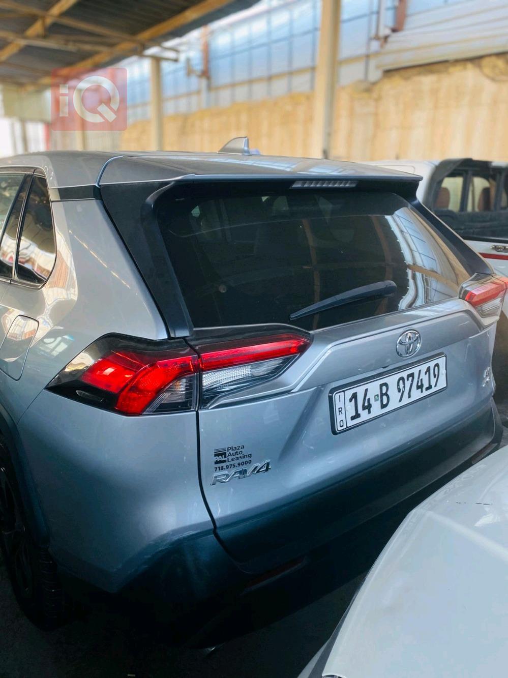 تۆیۆتا ڕاڤ 4